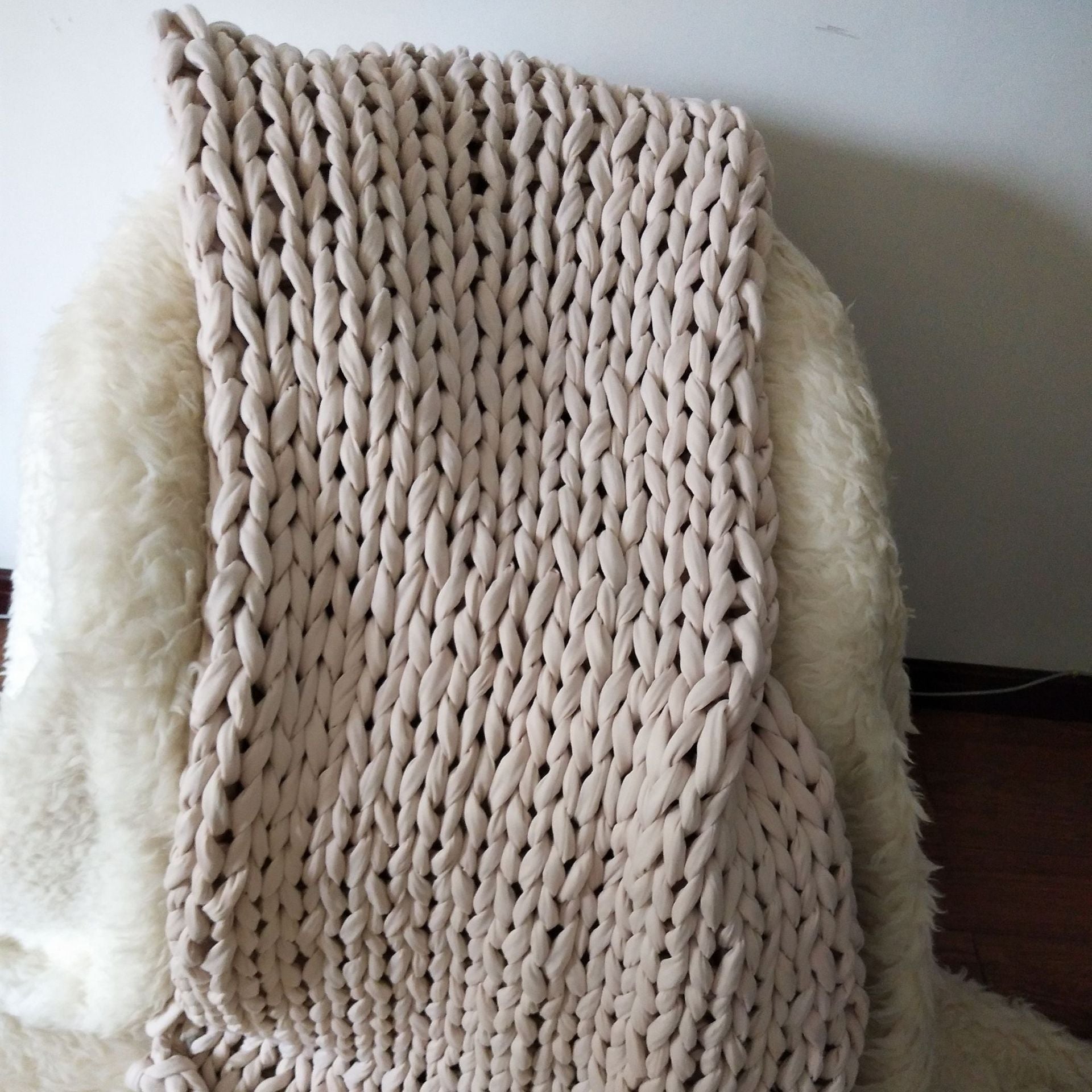 Gravity Blanket Hand-Woven Weighted Blanket  Dream Tech Sleep