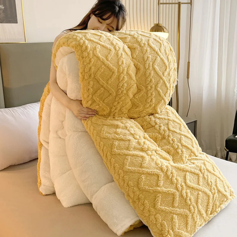 Comfortable double-sided velvet quilt core bedroom velvet thickened blanket home lamb fleece quilt warm quilt core comfortable  My Store