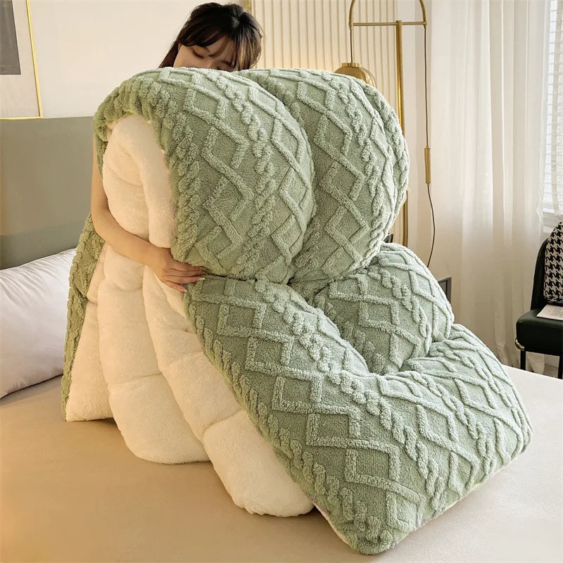 Comfortable double-sided velvet quilt core bedroom velvet thickened blanket home lamb fleece quilt warm quilt core comfortable  My Store