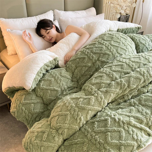 Comfortable double-sided velvet quilt core bedroom velvet thickened blanket home lamb fleece quilt warm quilt core comfortable  My Store